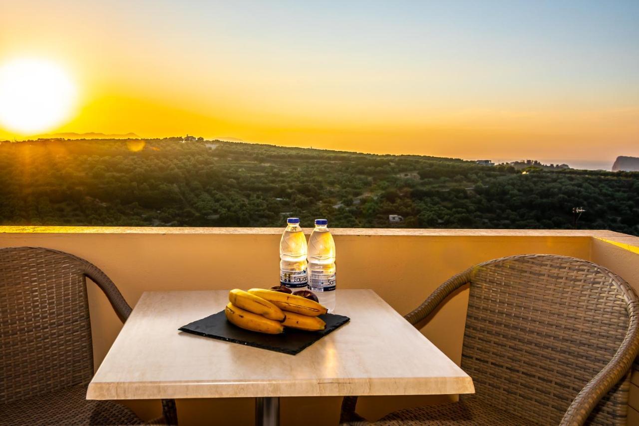 Stalós Orestis Hotel Sea View Apartments מראה חיצוני תמונה