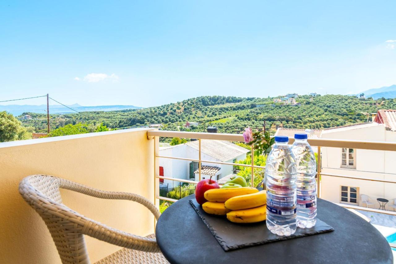 Stalós Orestis Hotel Sea View Apartments מראה חיצוני תמונה
