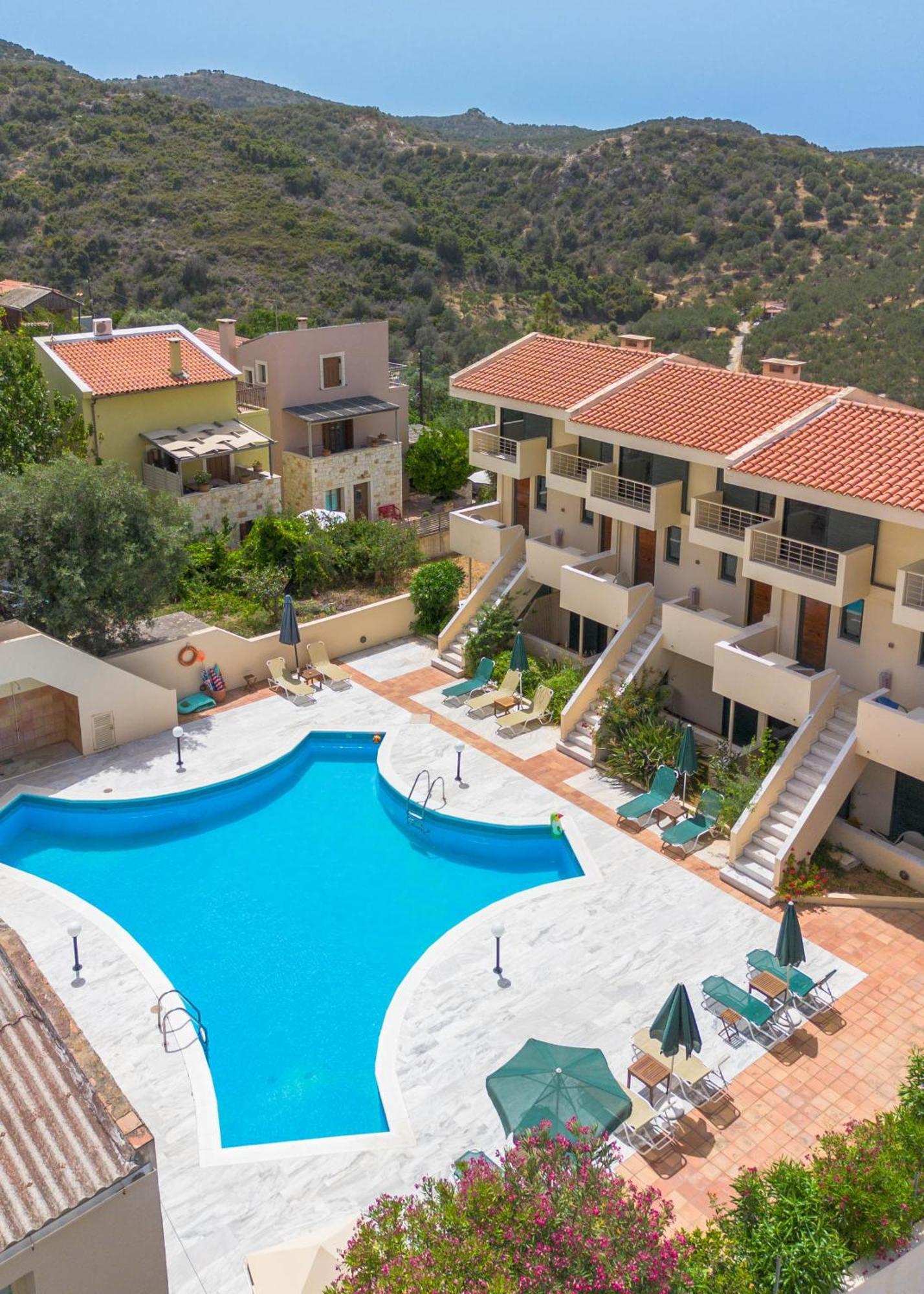 Stalós Orestis Hotel Sea View Apartments מראה חיצוני תמונה
